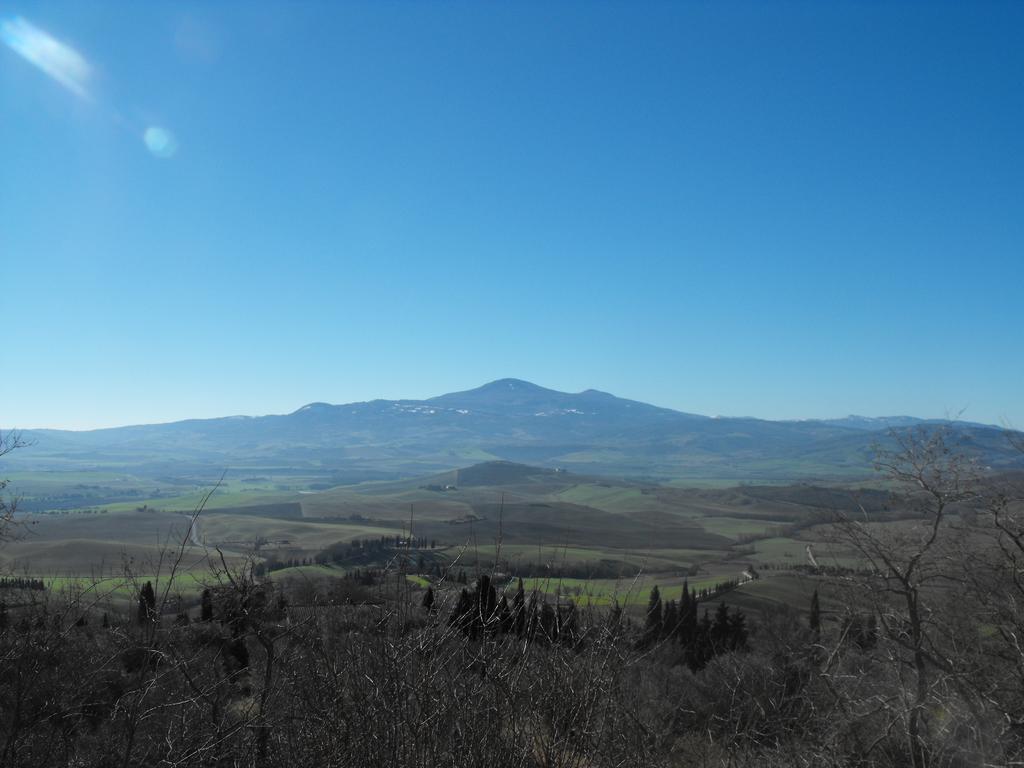 Апартаменты Finestra Della Val D'Orcia Contignano Номер фото
